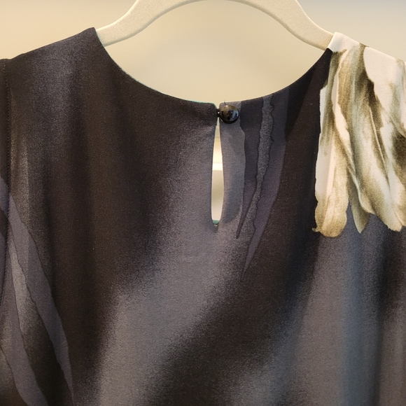 Sleeveless Black Dress with Beaded Neckline By Sandra Darren Size 10 - Picture 4 of 9